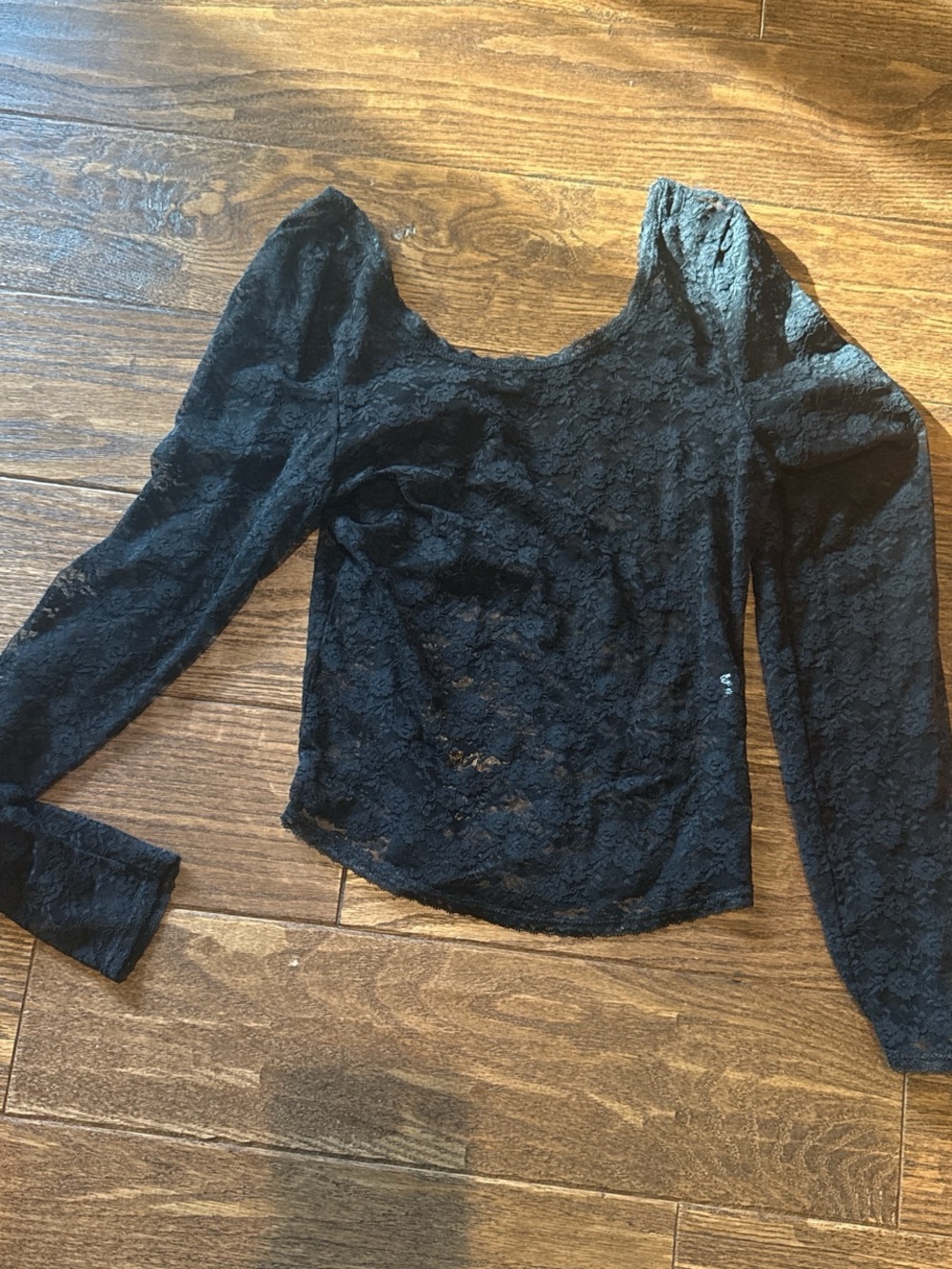 Black Lace Long-Sleeve Women's Top